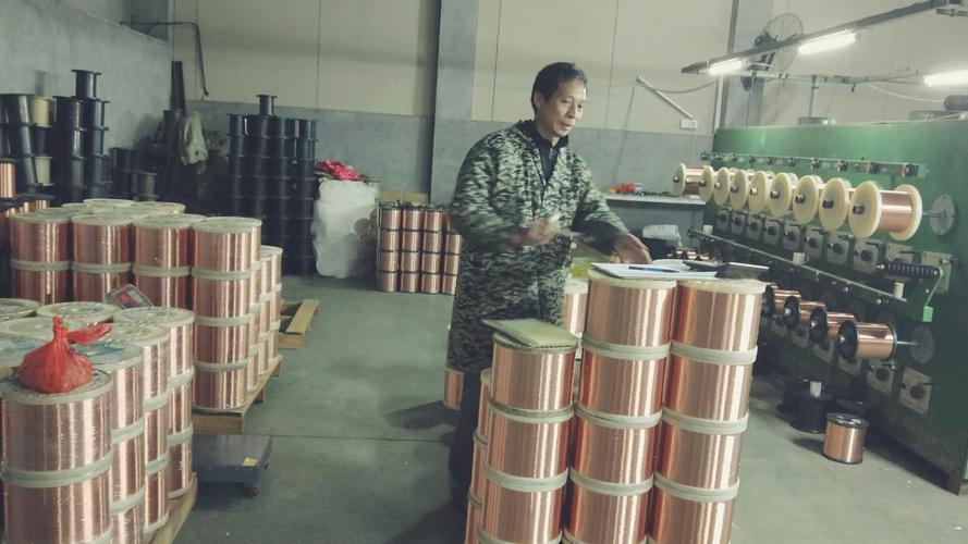李干,公司经营范围包括:电子产品生产,销售;有色金属,化工